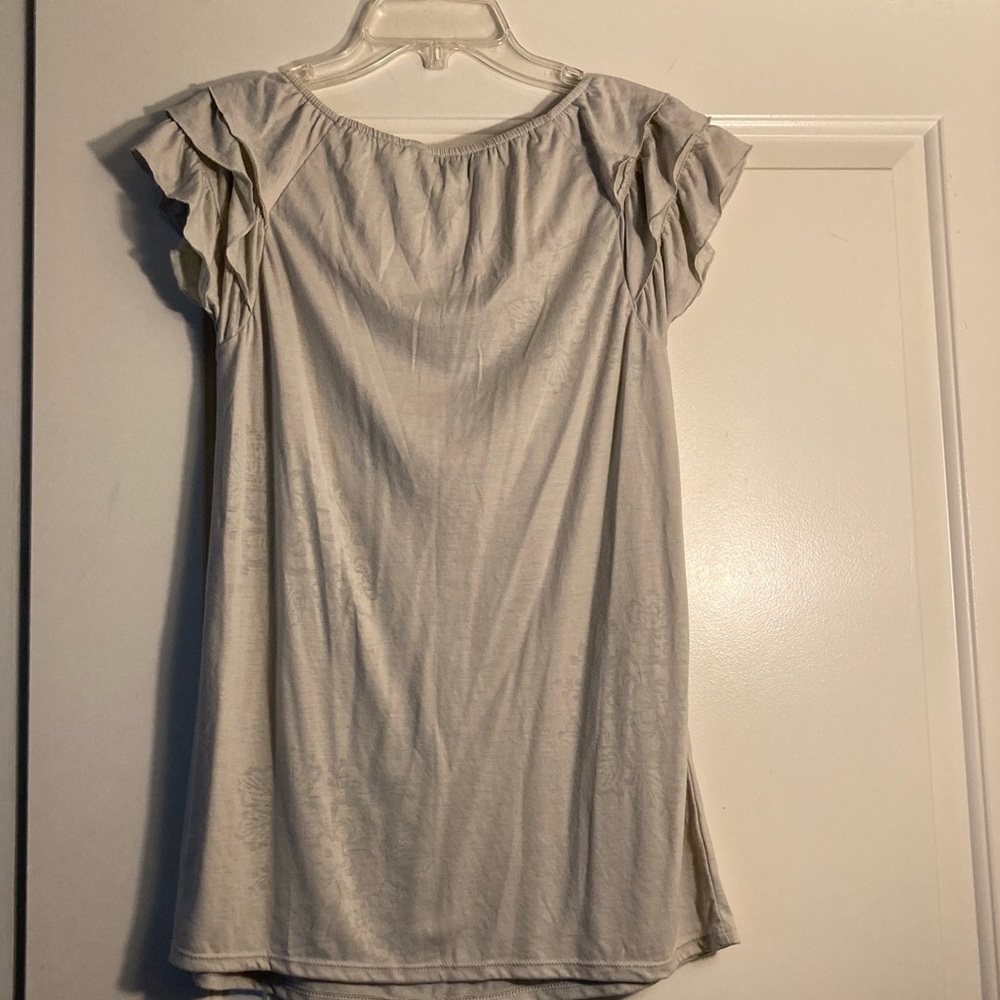 Floral Ruffle Sleeve Top NWT - Picture 8 of 11
